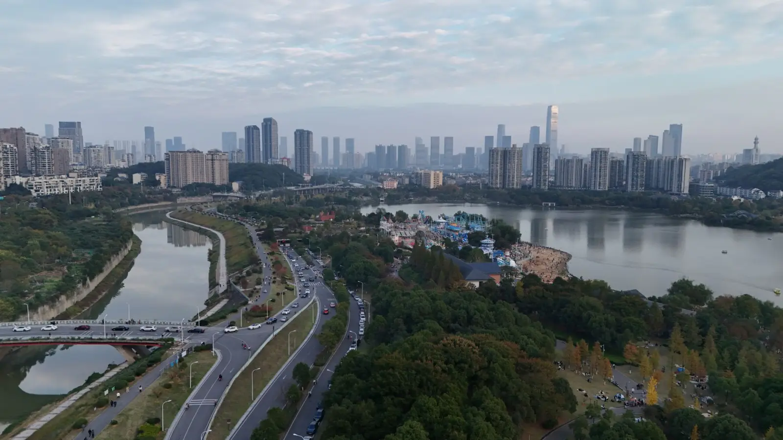 上海合同纠纷案件代理服务流程与周期说明